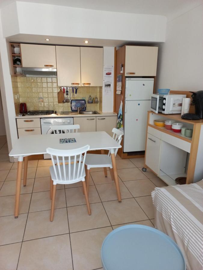 CANET Plage appartement 1 chambre , climatisation, parking sécurisé couvert Extérieur photo