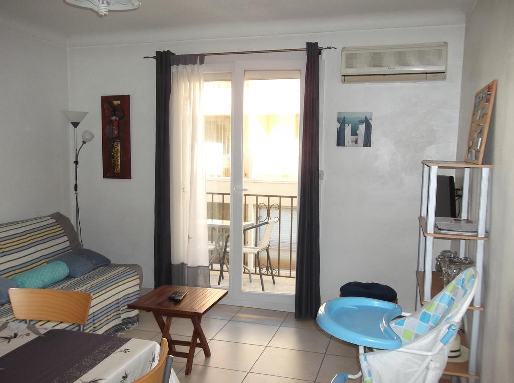 CANET Plage appartement 1 chambre , climatisation, parking sécurisé couvert Extérieur photo